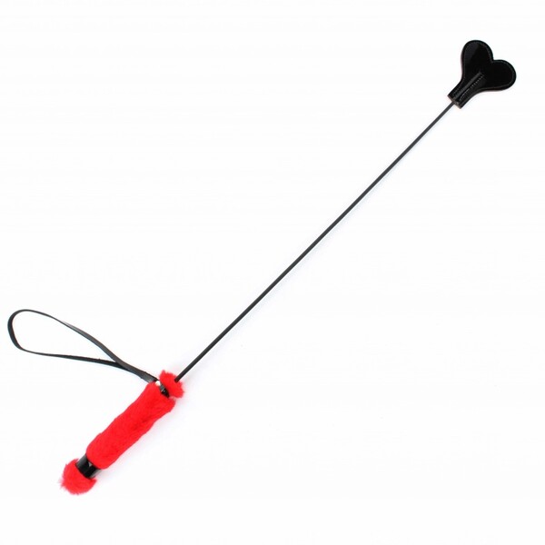 Стек сердце с ручкой из красного меха