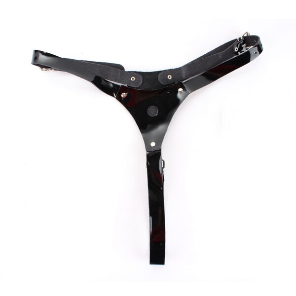 Трусики черный лак со штырьком Харнес