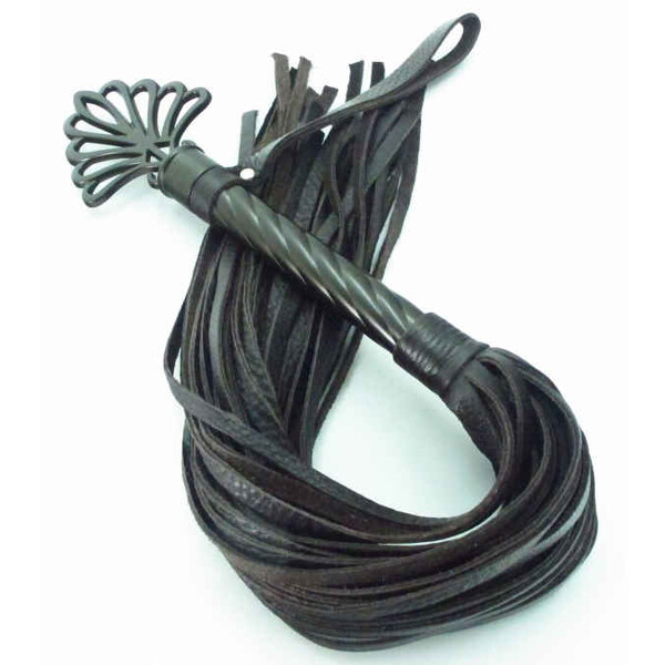 Плеть эксклюзивная с витой ручкой цвет шоколад в стиле готики