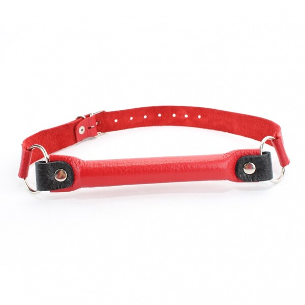 Кляп-трензель из красной кожи