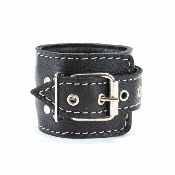 Кожаные наручники с контрастной строчкой