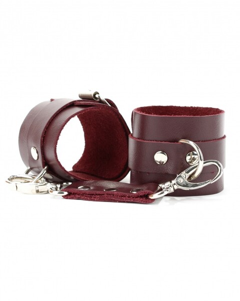 Оковы на ноги бордо