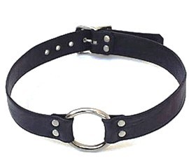 Кляп с кольцом из черной кожи